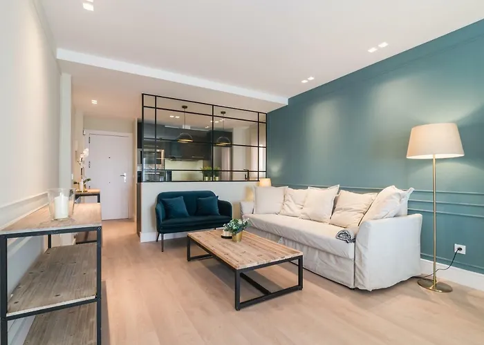 Comfort & Style In Madrid!!! 3Bd 2Bth+Terrace